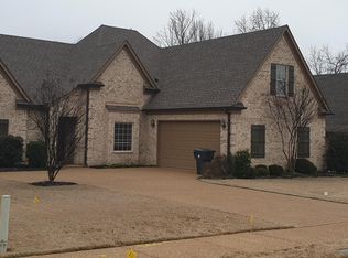 696 Robertson Way, Hernando, MS 38632