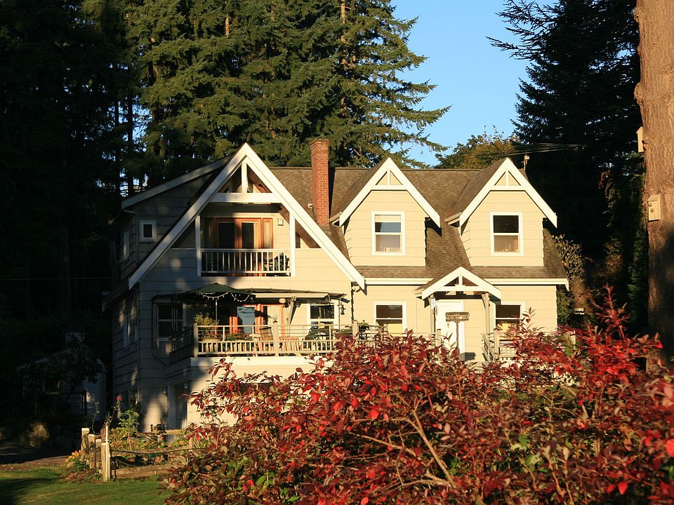24005 Crystal Lake Rd