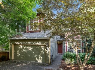 2515 SW Abigail Ct, Portland, OR 97219