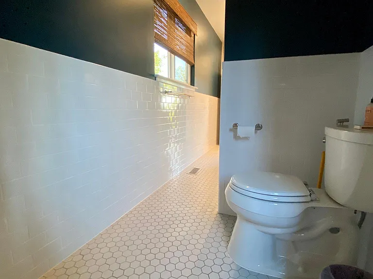 1518 Meek Ave — Photo 17