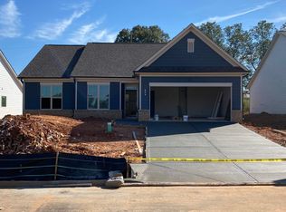 452 Glenside Dr, Jefferson, GA 30549