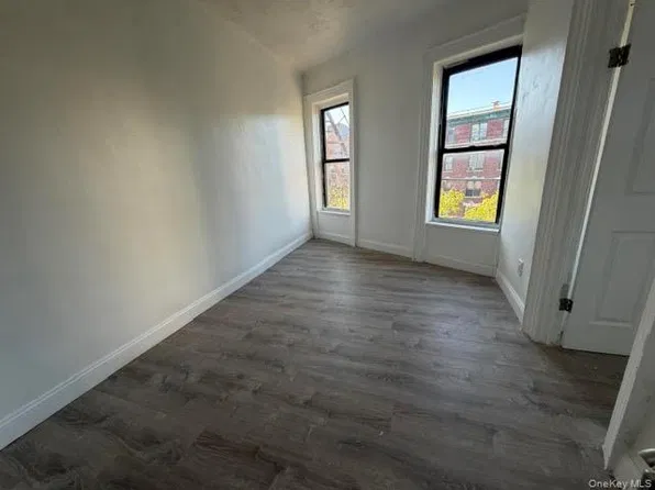 30 Macombs Place #52, New York (Manhattan), NY 10039