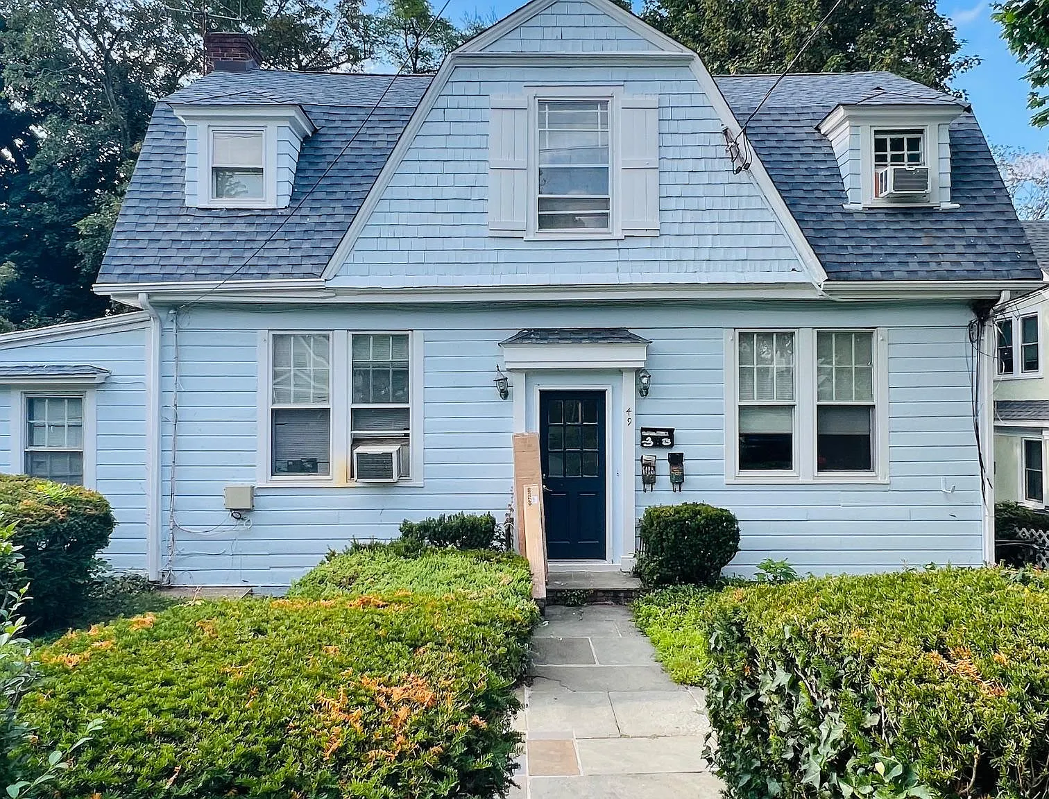 1 bed, $2,400 — Photo 1