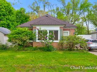 525 W 22nd St, Holland, MI