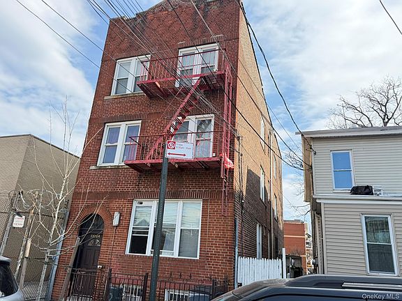 2nd image of 100-04 Spruce Street