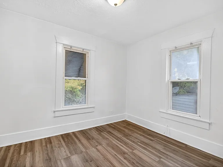 2128 6th St SW — Photo 13