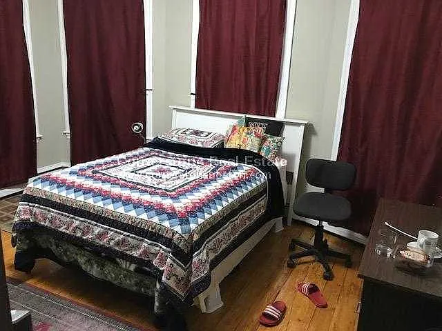 3 bed, $3,000 — Photo 4