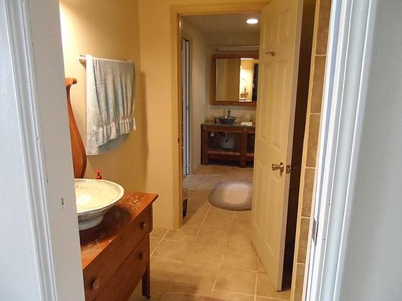 2nd image of 111 S Santa Fe Ave #B
