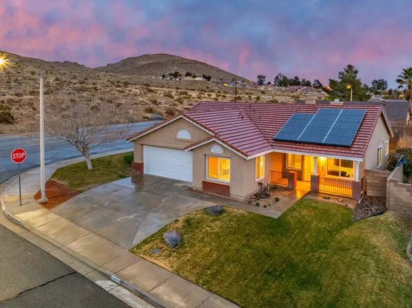3464 Topgun St, Rosamond, CA 93560