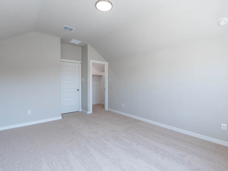 712 Melody Hill Dr — Photo 16