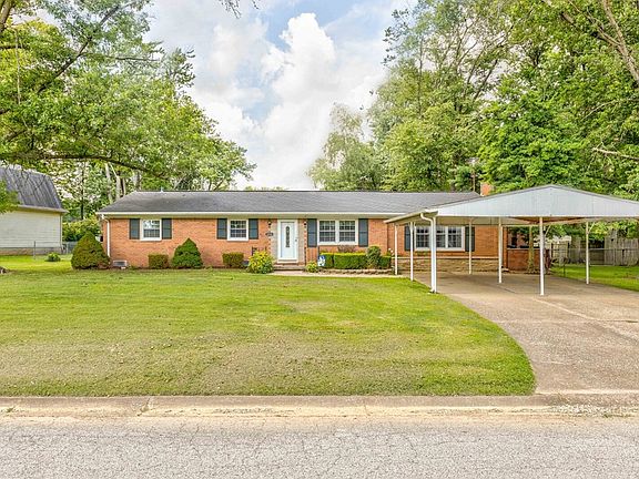 3rd image of 2325 Georgia Ln