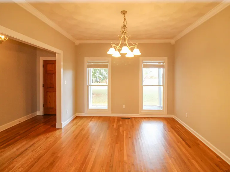 17524 Martin Dr — Photo 16