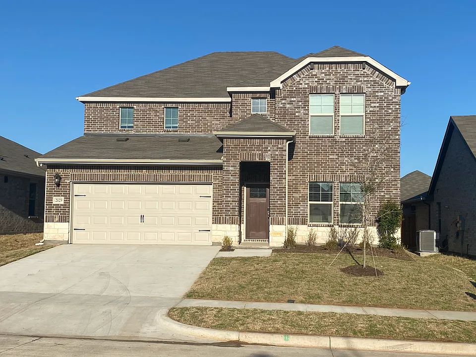2129 Mustang Way