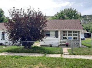 261 S 1st Ave, Drumheller, AB T0J 1B0
