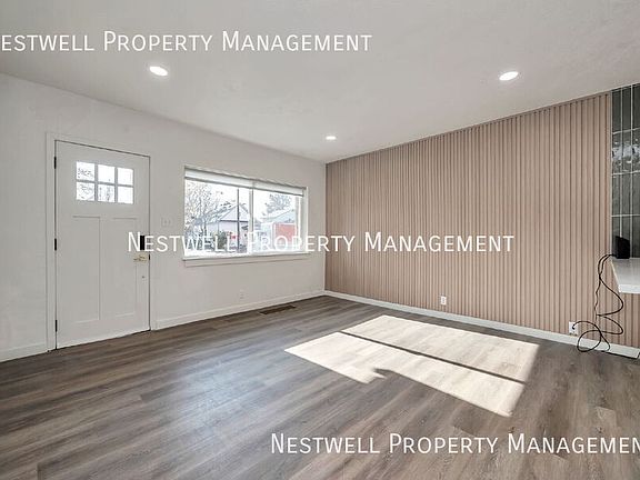 4th image of 1131 E Bryan Ave