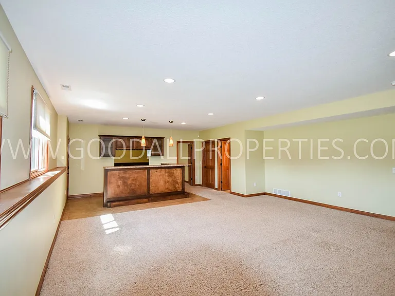 40 NE Gracewood Dr — Photo 18