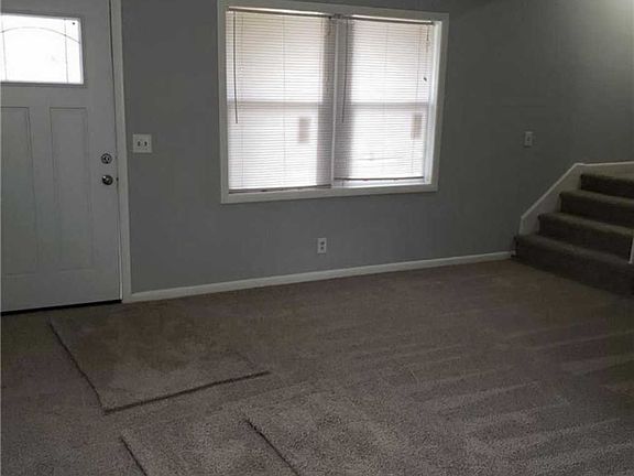 5th image of 1097 Green Valley Dr NW