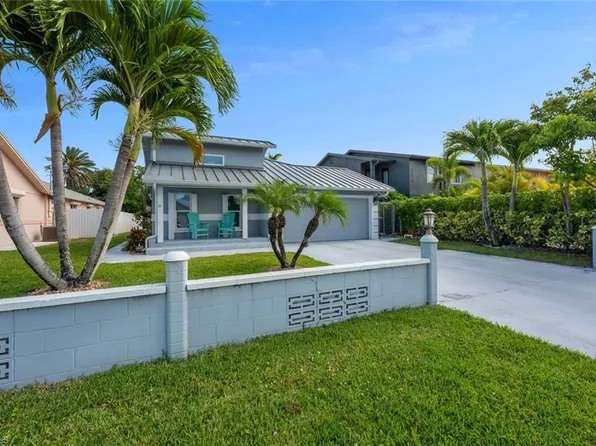 607 92nd AVE N, NAPLES, FL 34108