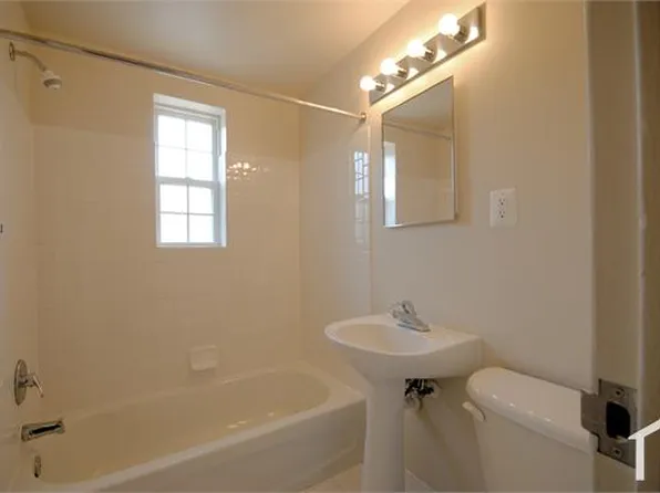 1917 E West Hwy APT 303, Silver Spring, MD 20910