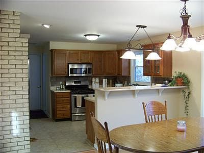 3rd image of 14469 Edmeer Dr