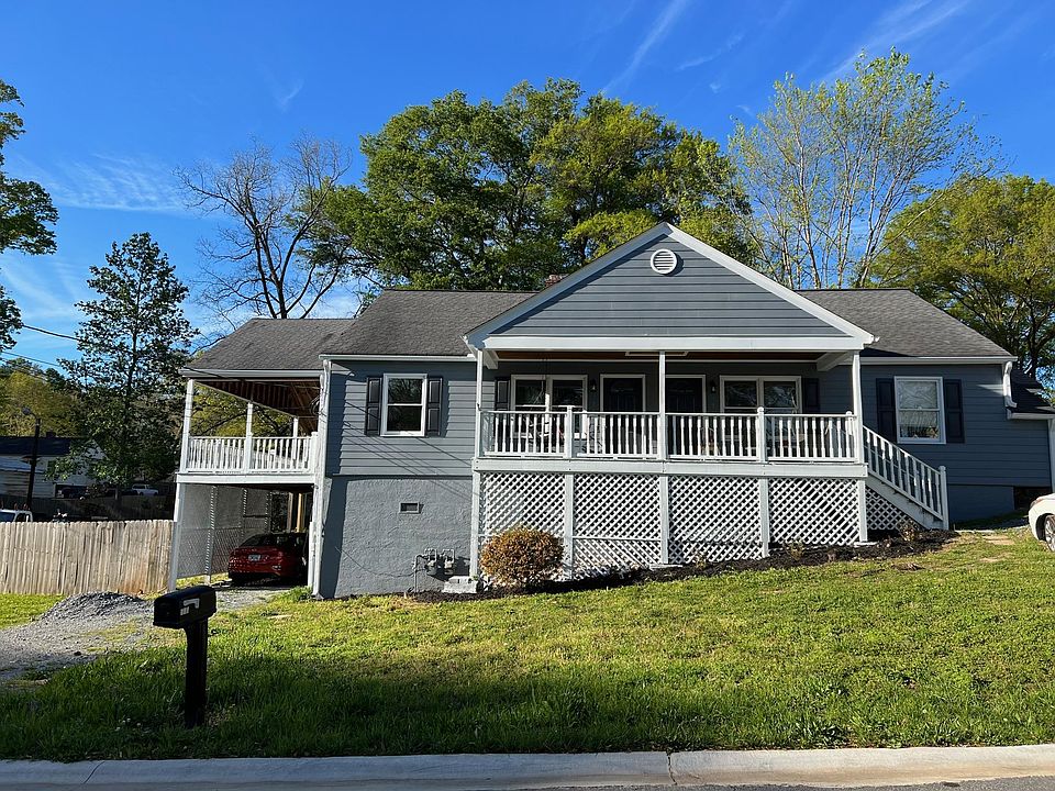 1st image of 377 Phillips Dr SE #377