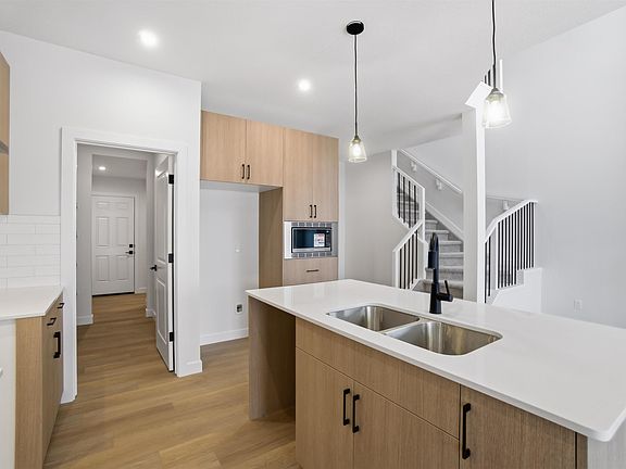 3rd image of 19348 29th Ave NW