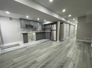 6978 Tassel Cres #BASEMENT, Mississauga, ON L5W 1G7