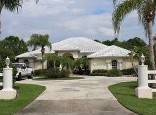 2707 SW Beaumont Ave, Palm City, FL 34990