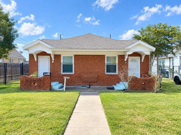 4305 Avenue N 1/2, Galveston, TX 77550