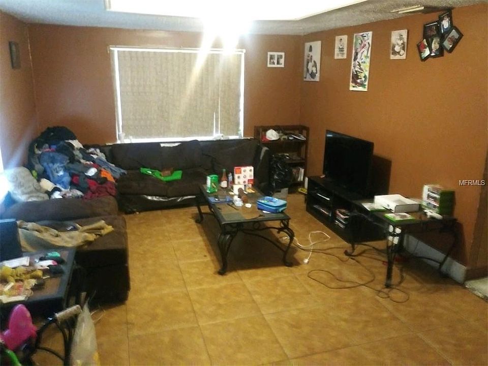 2nd image of 3755 10th Ave S