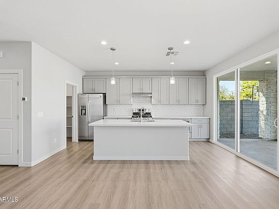 4th image of 6544 N 15TH Drive