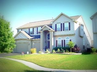 5109 Hawkwood Ct, Carpentersville, IL 60110