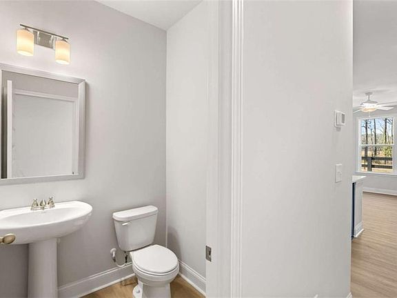 5th image of 3552 Birdstone Dr