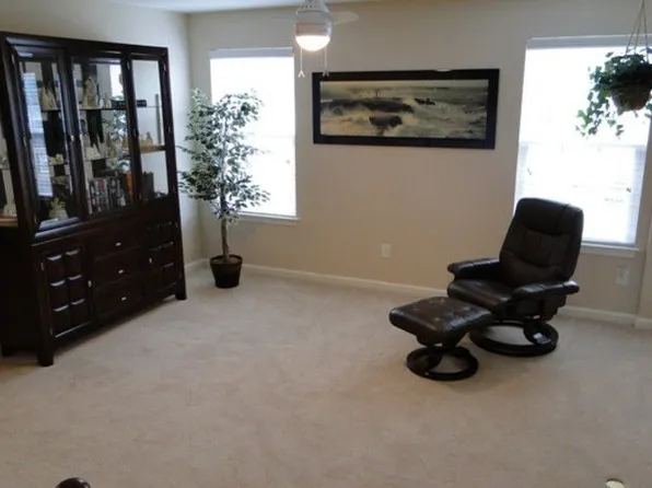 8236 Bridgegate Dr, Huntersville, NC 28078