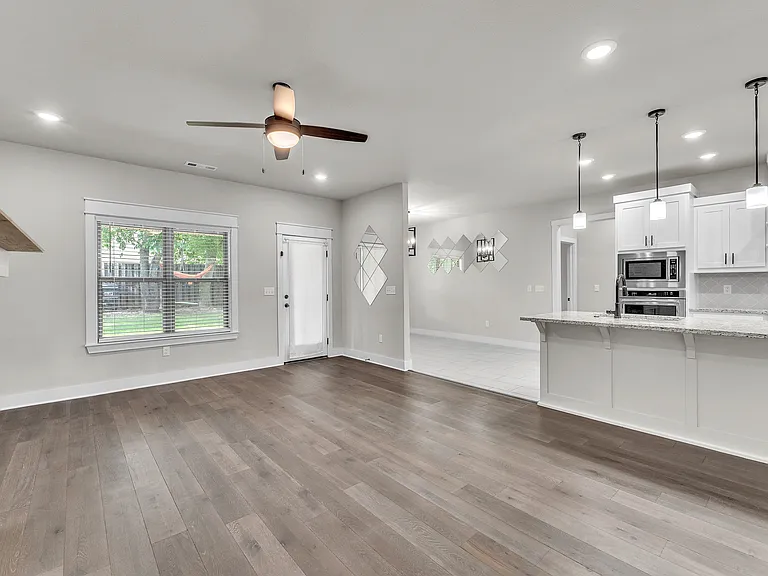 4202 Plumley Ave — Photo 13