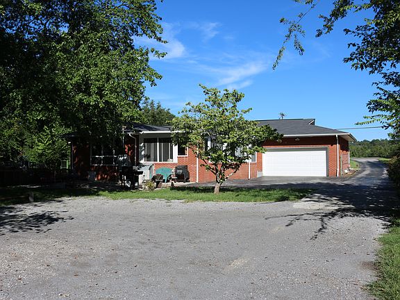 4th image of 4208 Tazewell Pike