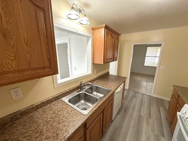 3677 Pedley Ave — Photo 13