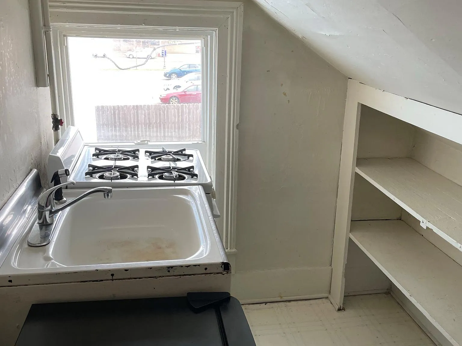 1 bed, 500 sqft, $560 — Photo 3