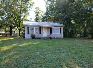 516 N Elm St, New Boston, TX 75570