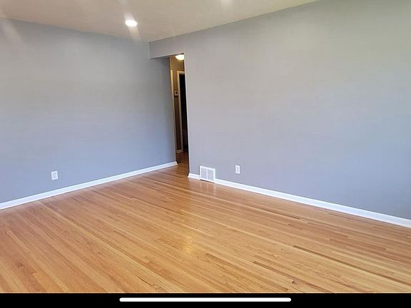 3rd image of 6205 France Ave S