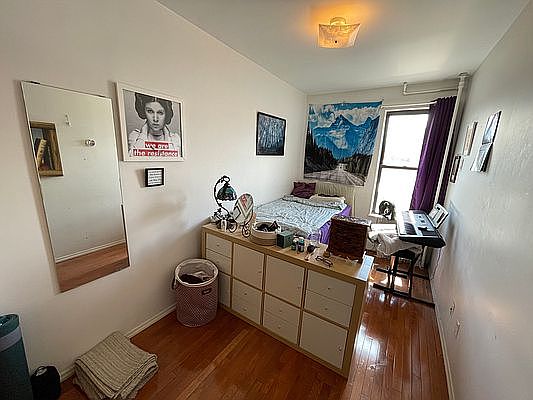 4th image of 3074 32nd St APT 20