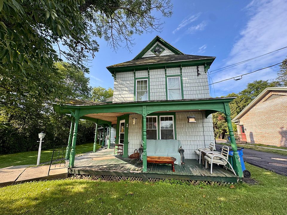 2nd image of 7 Church Ln