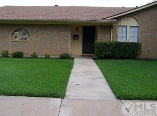 307 Primrose Ct, Euless, TX 76039