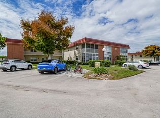 27 Pine Arbor Lane #205, Vero Beach, FL 32962