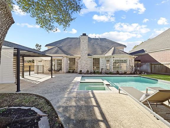5th image of 1707 Ashbury Park Dr