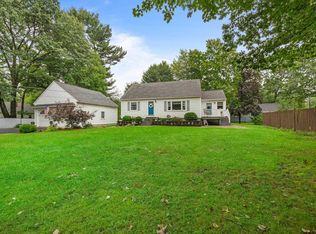 56 River Rd, Hudson, NH 03051