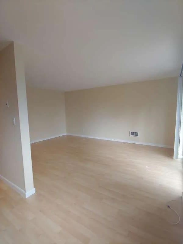 1 bed, 697 sqft, $2,000 — Photo 3