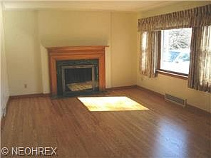 4th image of 6174 Glenwood Ave