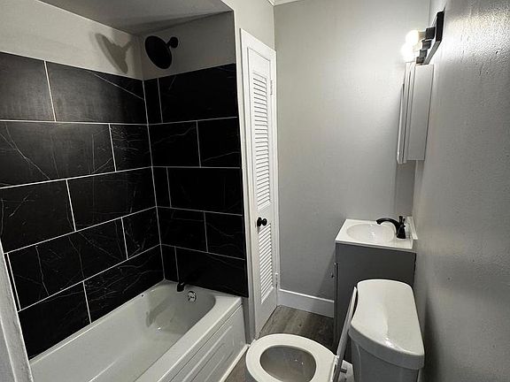 4th image of 2656 S Shields St