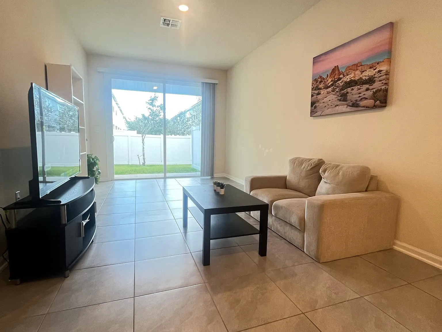 2 bed, 2.5 bath, 1109 sqft, $1,800 — Photo 3